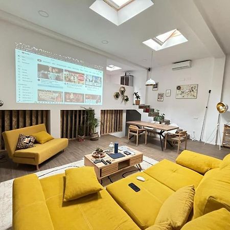 The Special Loft Plaza Castilla Madrid Bagian luar foto
